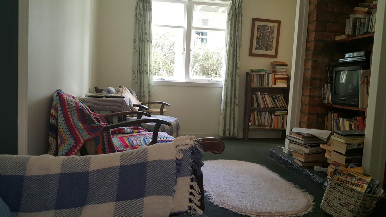The Old Post Office Guesthouse B&B Paparoa Экстерьер фото